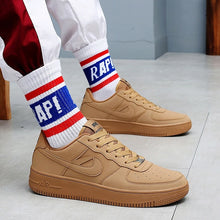 Load image into Gallery viewer, 2020 venda quente dos homens das sapatilhas das mulheres casuais vulcanizado sapatos de placa do estudante homem mulher ao ar livre andando plana sheos tenis feminino